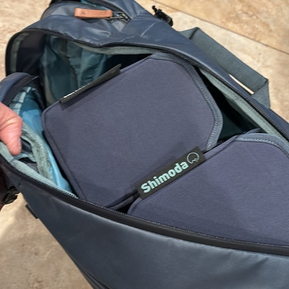 SHIMODA DESIGNS EXPLORE 40 BACKPACK Like New 24x14x10 Blue Night - Picture 11 of 16